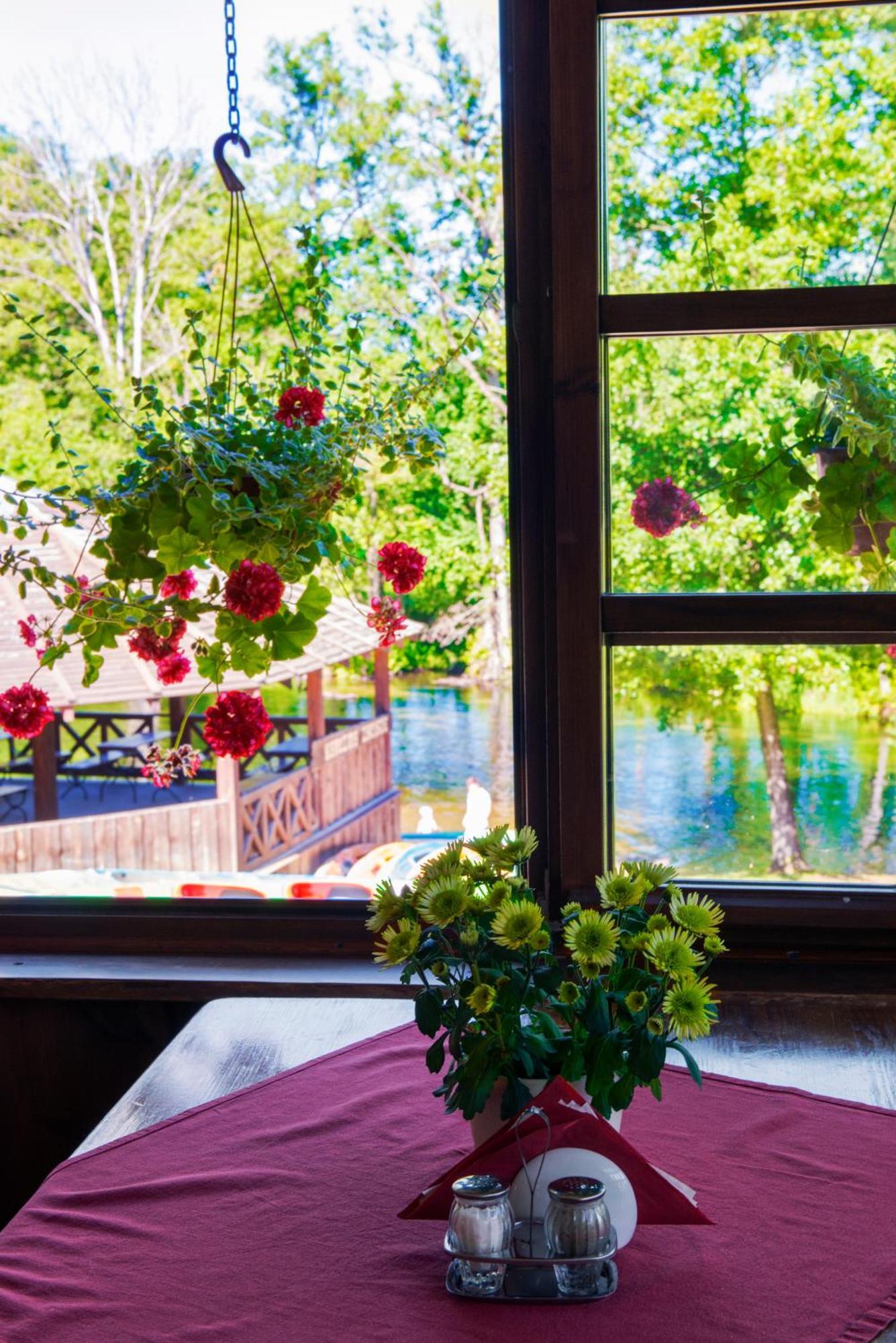 Karczma Zacisze Bed & Breakfast Krutyń Dış mekan fotoğraf